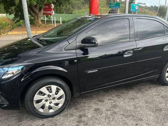 CHEVROLET PRISMA 1.4 MPFI LT 8V FLEX 4P MANUAL CHEVROLET PRISMA 1.4 MPFI LT 8V FLEX 4P MANUAL